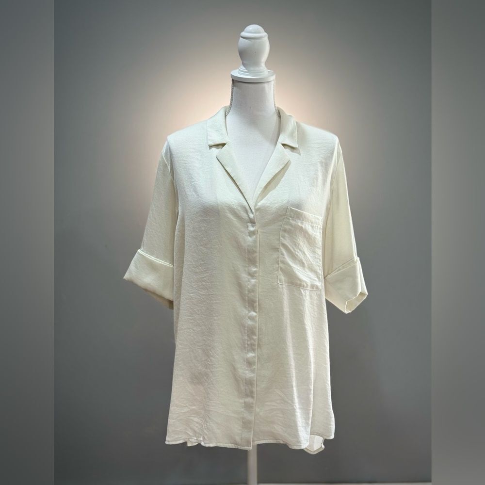SALE! Off-White Open Edit Silky Top Size M EUC